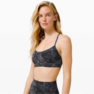lululemon Flow Y Bra Nulu